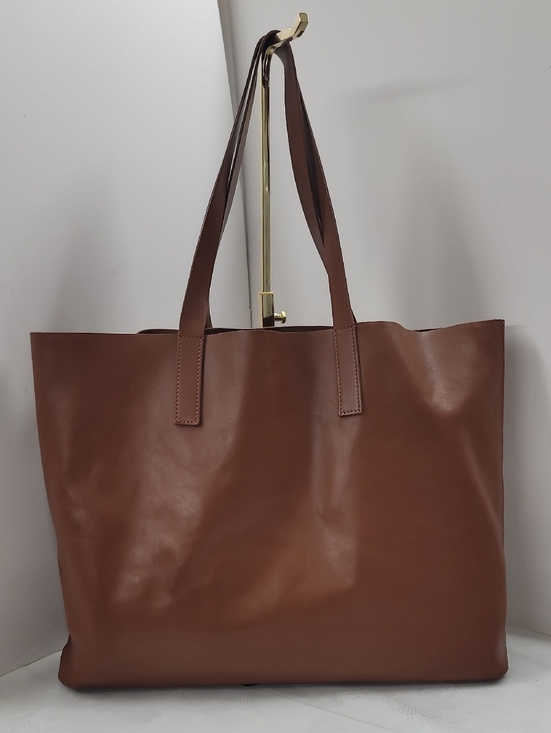 Everlane Handbags - Everlane Day Market Tote in Brown